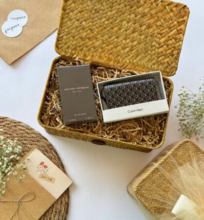 Narciso Rodriguez with CK wallet for Her