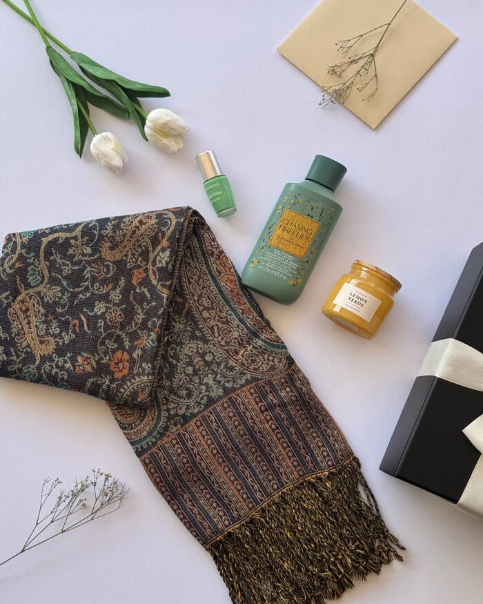 The Winter Embrace Box